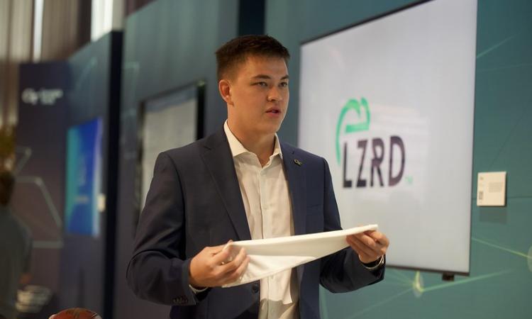A student presenting an entrepreneurial project